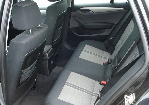 BMW X1 cena 36900 przebieg: 230000, rok produkcji 2011 z Sieraków małe 191